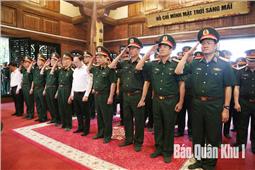 Đoàn công tác của Tổng cục Chính trị dâng hoa, dâng hương tại ATK Định Hóa, Thái Nguyên
